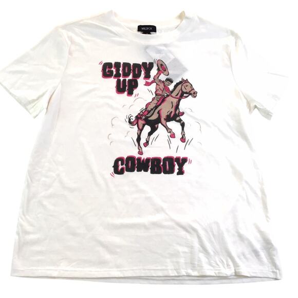 Giddy Up Cowboy T-Shirt Horse Cowboy Hat  NWT Medium NWT - Picture 1 of 3